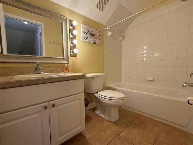5901 WRENWATER DRIVE, Lithia, FL 33547