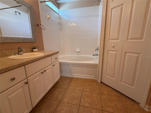 5901 WRENWATER DRIVE, Lithia, FL 33547