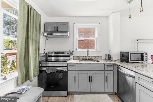 4806 CHEROKEE ST, College Park, MD 20740