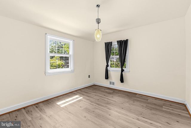 4806 CHEROKEE ST, College Park, MD 20740
