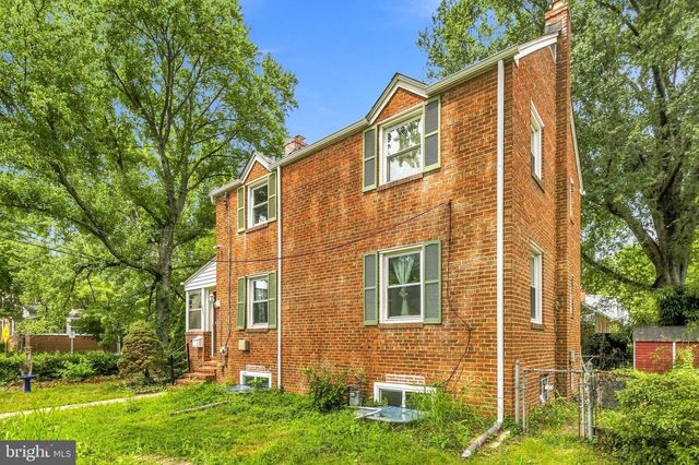 4806 CHEROKEE ST, College Park, MD 20740