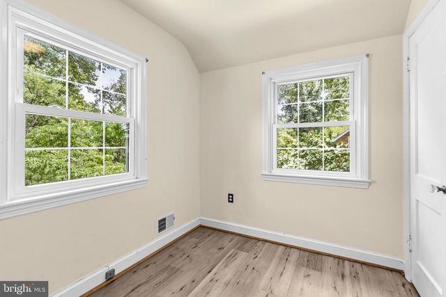 4806 CHEROKEE ST, College Park, MD 20740