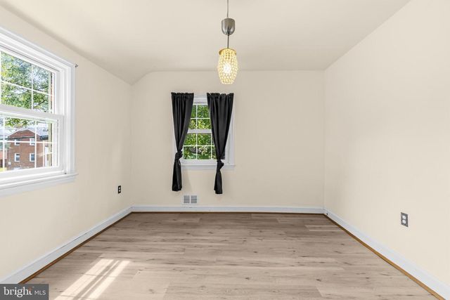 4806 CHEROKEE ST, College Park, MD 20740