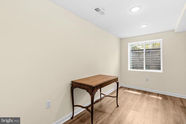 4806 CHEROKEE ST, College Park, MD 20740