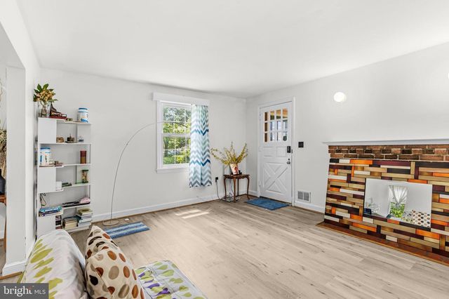 4806 CHEROKEE ST, College Park, MD 20740