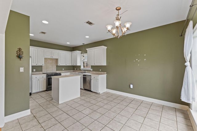 24 Rotan, Petal, MS 39465