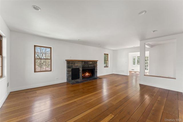 18 Wellyn Road, Bronxville, NY 10708