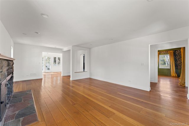 18 Wellyn Road, Bronxville, NY 10708