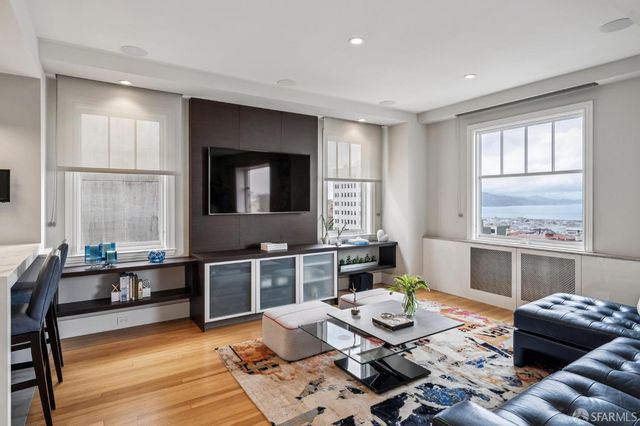 2100 Pacific Avenue 3B, San Francisco, CA 94115