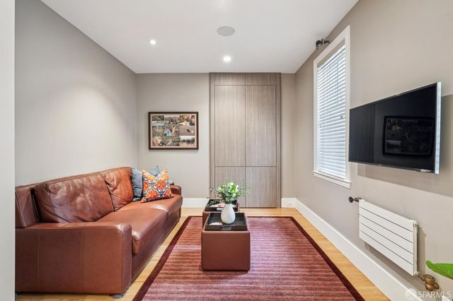 2100 Pacific Avenue 3B, San Francisco, CA 94115