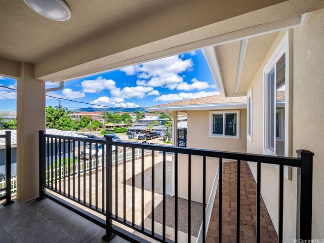 94-415 Apowale Street, Waipahu, HI 96797