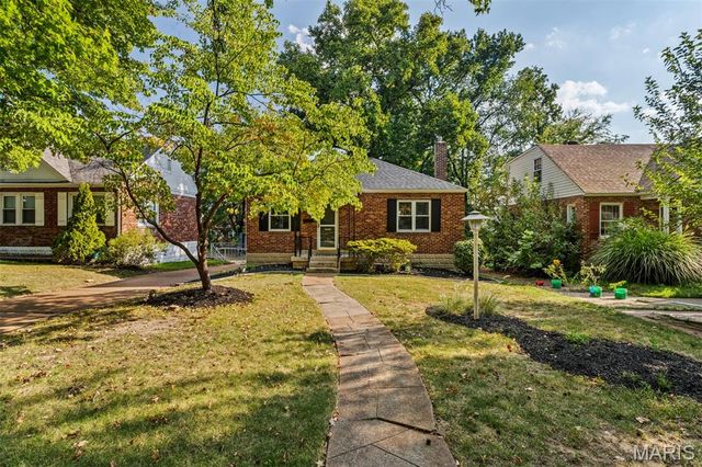 6228 Dexter Drive, Affton, MO 63123