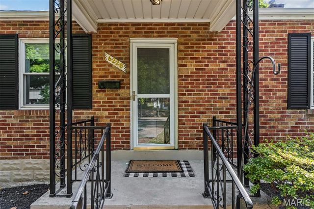 6228 Dexter Drive, Affton, MO 63123