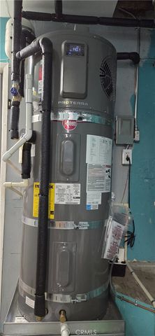 1933 Nuevo, Hemet, CA 92545