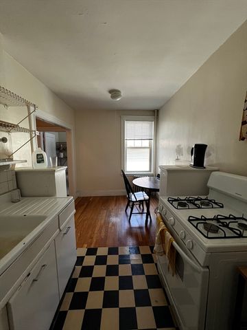 97 Chester St B2, Boston, MA 02134