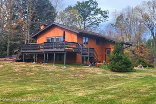 19 Brook Hollow Lane, Windham, NY 12496