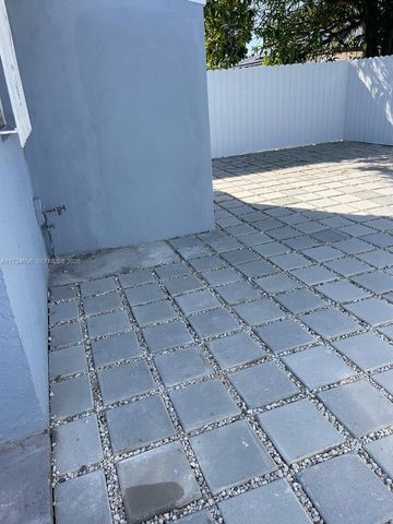 1187 NW 29th Ter, Fort Lauderdale, FL 33311