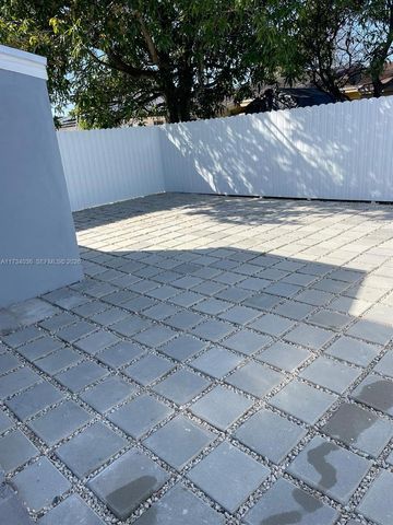 1187 NW 29th Ter, Fort Lauderdale, FL 33311