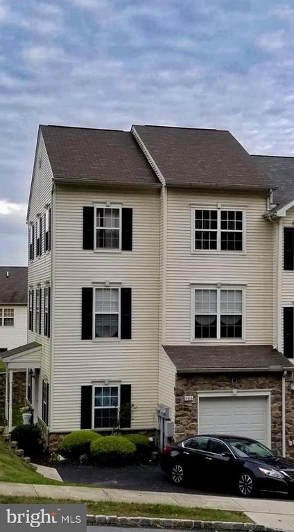466 MARION RD #466, York, PA 17406