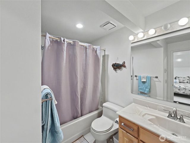 41 H S Beach Way, Hat Island, WA 98206
