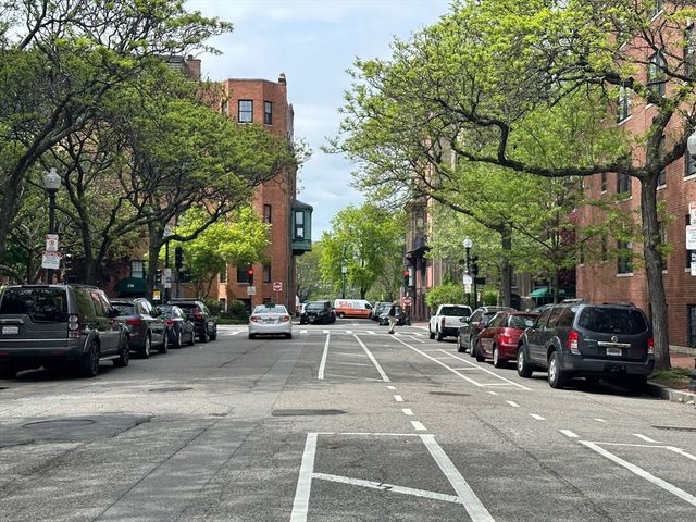 319 Dartmouth 3, Boston, MA 02116