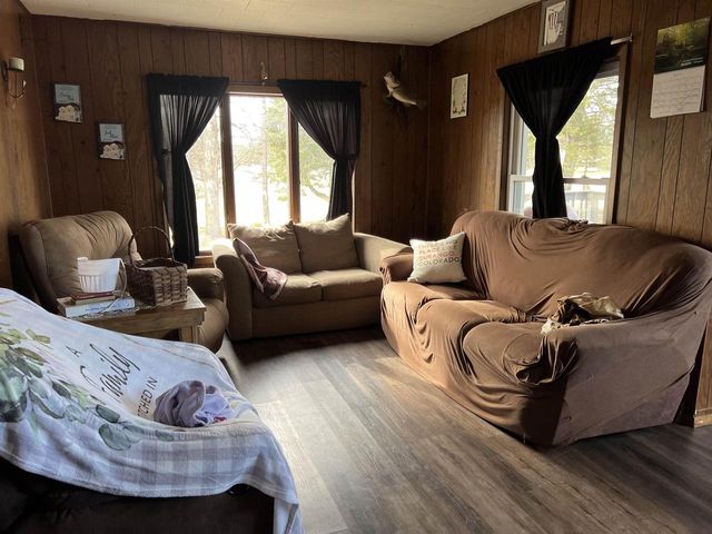 E7037 SWAMP ROAD, Marion, WI 54950