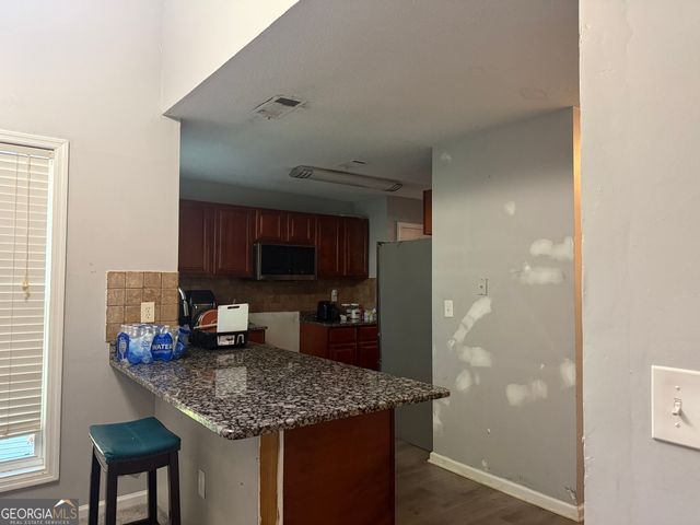 636 Kilkenny Circle, Lithonia, GA 30058
