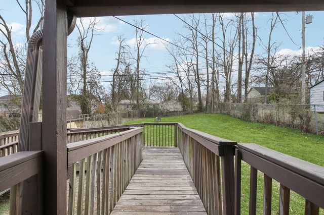 172 Hadley Dr, Clarksville, TN 37042