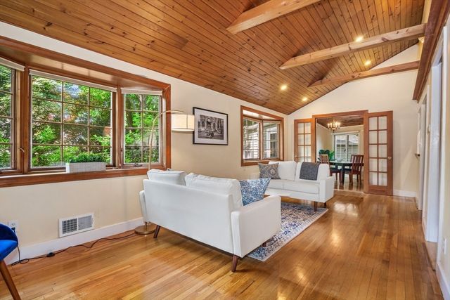 125 Vine Street, Lexington, MA 02420
