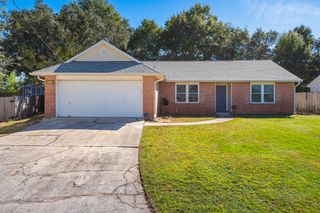 7933 Skyview Boulevard, Navarre, FL 32566