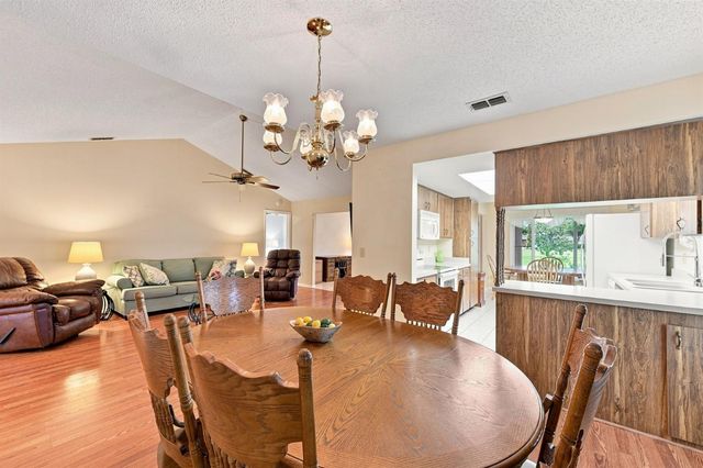 1425 LELAND DRIVE, Sun City Center, FL 33573