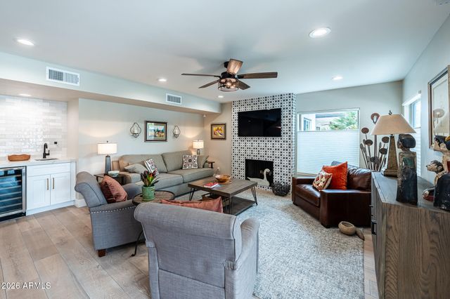 7565 E Woodshire Cove, Scottsdale, AZ 85258