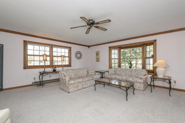 770 Linden LANE, Brookfield, WI 53045
