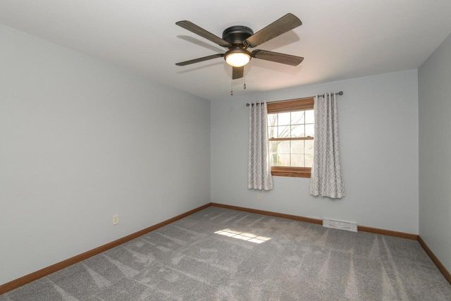 770 Linden LANE, Brookfield, WI 53045