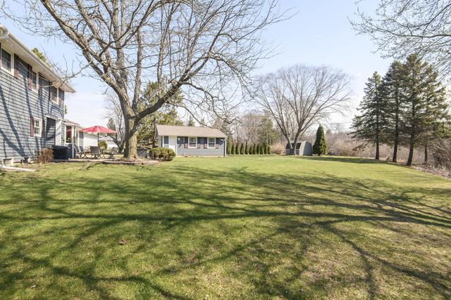 770 Linden LANE, Brookfield, WI 53045