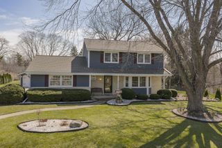 770 Linden LANE, Brookfield, WI 53045