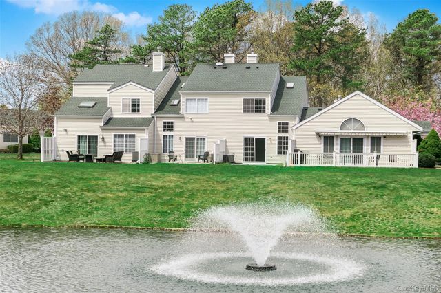 280 Ranch Circle 280, Manorville, NY 11949