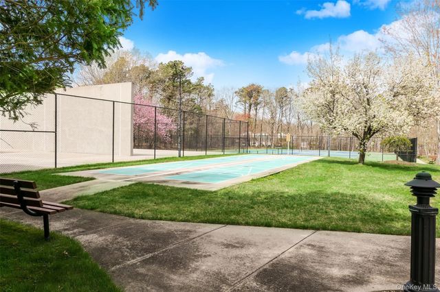 280 Ranch Circle 280, Manorville, NY 11949