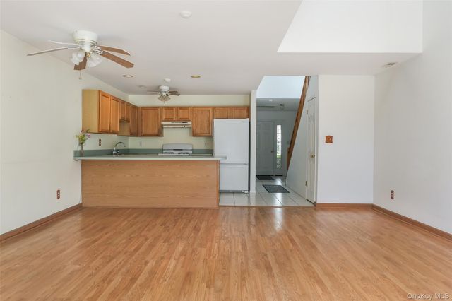 280 Ranch Circle 280, Manorville, NY 11949