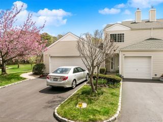 280 Ranch Circle 280, Manorville, NY 11949