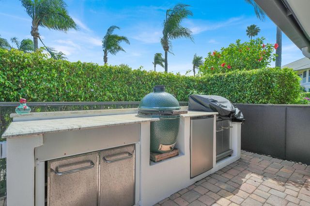 181 Atlantis Boulevard C, Atlantis, FL 33462