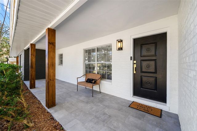 3725 NW 8TH AVENUE, Gainesville, FL 32605