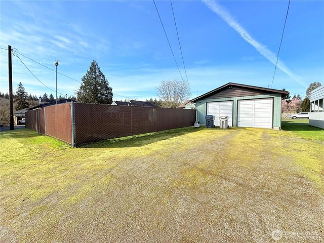 124 N 9th Street, Mccleary, WA 98557