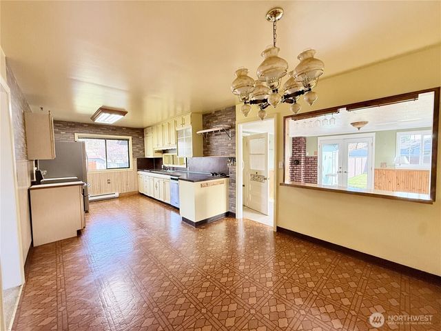 124 N 9th Street, Mccleary, WA 98557