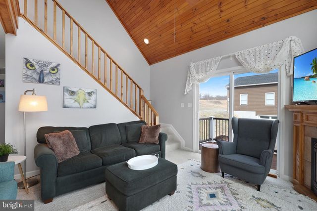 114 NATHANIEL DR, Romney, WV 26757