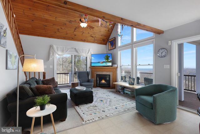 114 NATHANIEL DR, Romney, WV 26757