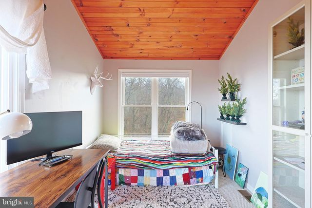 114 NATHANIEL DR, Romney, WV 26757