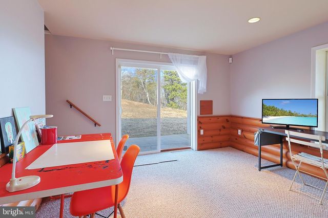 114 NATHANIEL DR, Romney, WV 26757