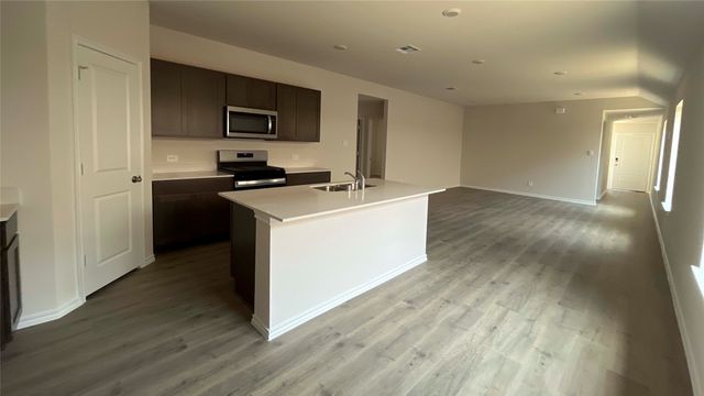 609 Cherish Day Drive, Lavon, TX 75166