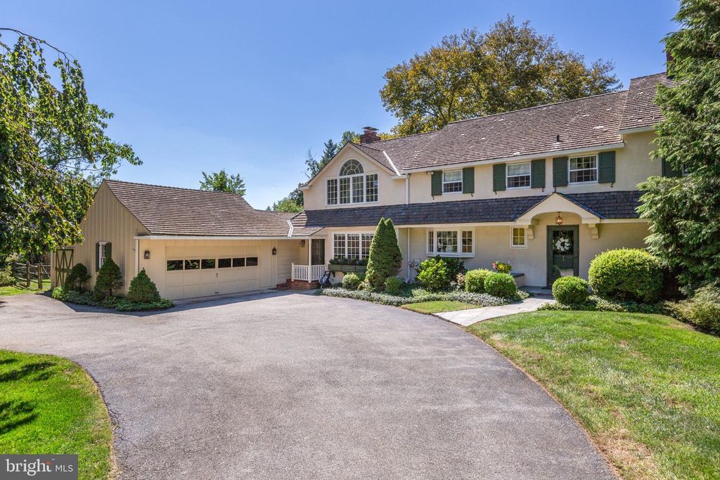 672 CLOVELLY LN, DEVON, PA 19333 — photo 3